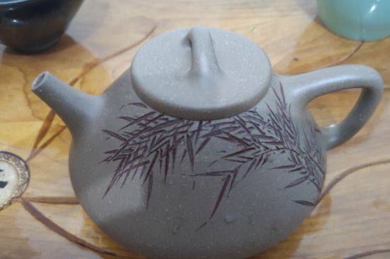 沖泡肉桂用紫砂壺還是蓋碗，武夷巖茶肉桂可以用紫砂壺沖泡嗎？