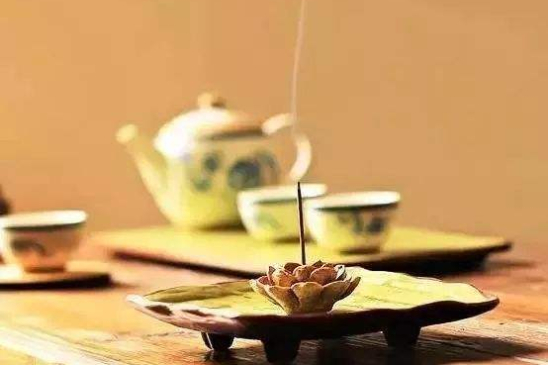 綠茶碧螺春怎么泡簡(jiǎn)易步驟，沖泡碧螺春的十二步驟口訣