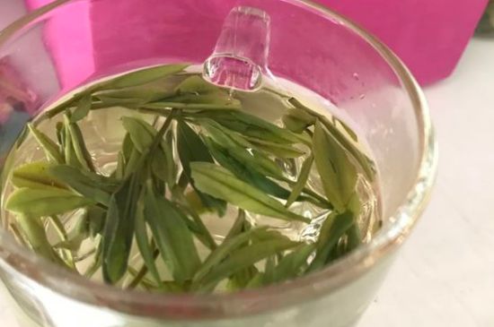 正常下一斤茶葉能喝多久，一個人一般一個月喝多少茶葉