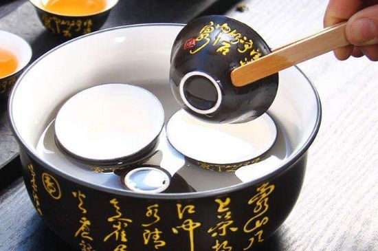 茶的三個(gè)禮儀，茶的禮儀小知識(shí)