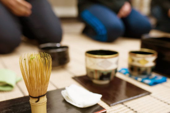 女人喝茶要行扣茶禮嗎，叩茶禮女士能用嗎？