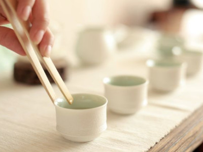 鐵觀音的泡法，水溫100°C最佳第一泡不能喝