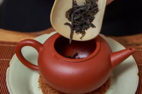 什么泥料的紫砂壺沖泡肉桂，武夷巖茶肉桂用哪種紫砂壺好？