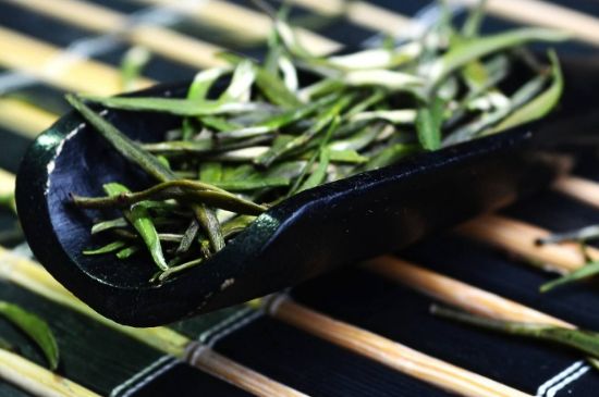 老茶和新茶哪個(gè)好，老茶好喝還是新茶好喝