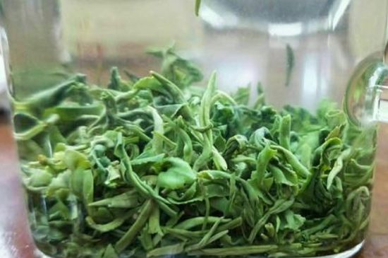 什么茶葉容易放香精，香精茶有什么危害？