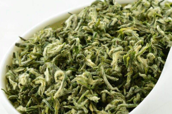 真假碧螺春泡水后區(qū)別，蘇州洞庭碧螺春怎樣鑒別好壞？