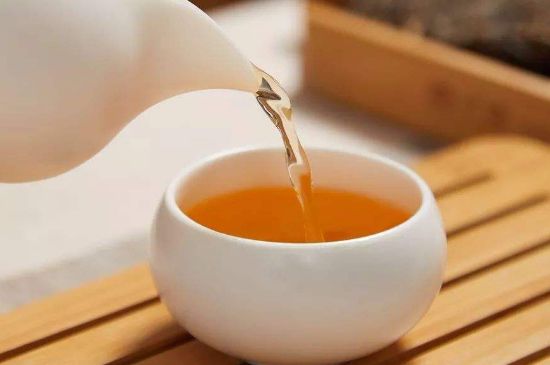 泡好的茶水放冰箱能保存多久，泡好的茶冷藏放多久？