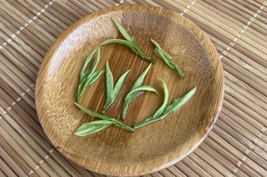 安吉白茶夏天怎么保存，安吉白茶能冷凍儲存嗎？