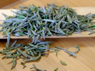 白毫銀針放幾年最好，白毫銀針什么年份最好？