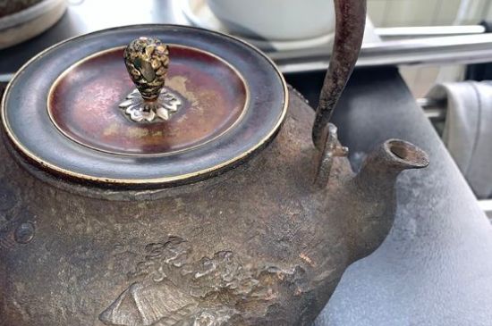 國(guó)產(chǎn)鐵壺危害，便宜鐵壺有毒嗎
