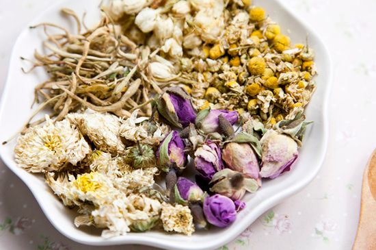 祛濕最有效的泡花茶，濕氣重適合泡什么花茶？
