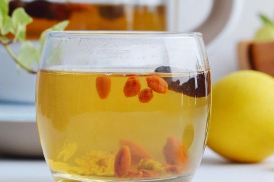 菊花茶的最佳搭配有哪幾樣，菊花茶和什么搭配喝效果好？