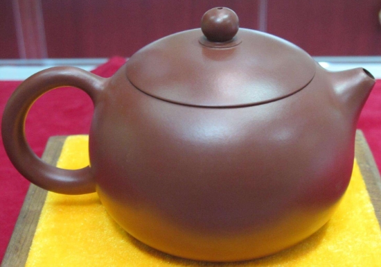 宜興紫砂壺四大經(jīng)典壺型叫什么，傳統(tǒng)紫砂四大名壺介紹