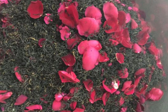 玫瑰花泡水喝的9大禁忌，喝玫瑰花茶有什么禁忌