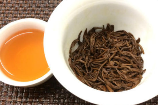 新茶和陳茶的區(qū)別，新茶和陳茶的介紹