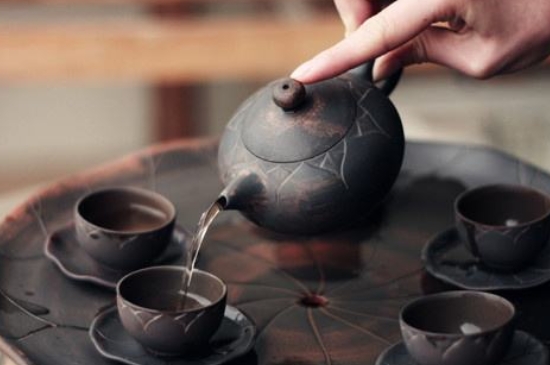 坭興陶主要泡什么茶，廣西坭興陶壺適合泡哪些茶？