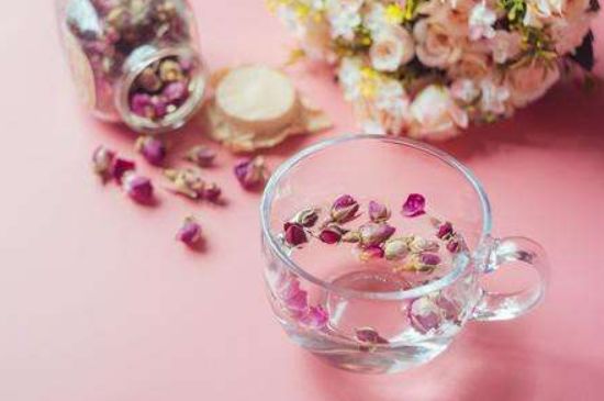 玫瑰花茶是應(yīng)該煮還是蒸，玫瑰花茶是不是煮一下效果更好？