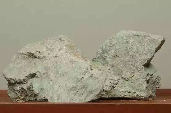 本山綠泥怎么分辨真假，真正的本山綠泥紫砂壺怎么鑒別？