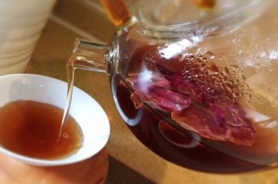喝玫瑰花茶能祛斑嗎，玫瑰花茶有祛斑的功效嗎？