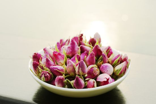 玫瑰花茶怎么泡不開(kāi)，玫瑰花茶泡著不開(kāi)花
