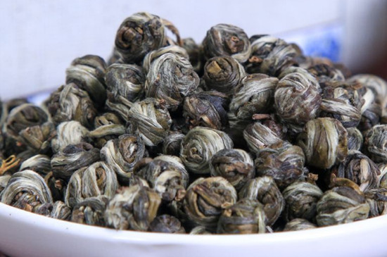 茉莉龍珠一次泡幾顆，茉莉龍珠一一杯放幾顆