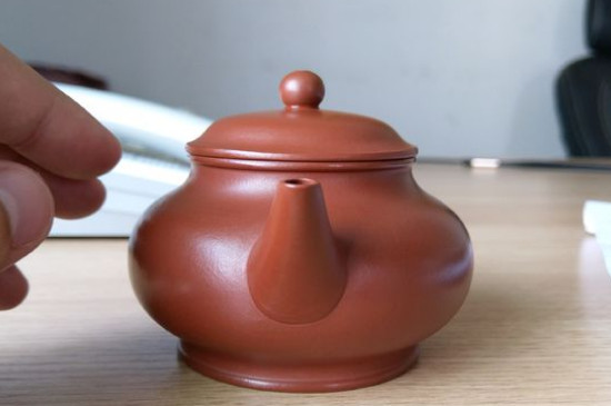大紅袍和朱泥哪個好，為什么不能買大紅袍壺