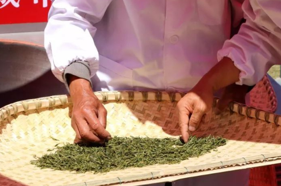 綠茶加工工藝流程圖，綠茶的加工制作包含哪幾個(gè)步驟？