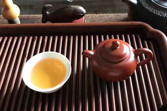 正山小種適合女人喝嗎，女人經(jīng)常喝正山小種茶好嗎