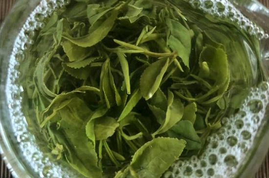 綠茶放了三年還能喝嗎，綠茶放久了喝了會怎樣