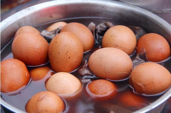 龍井茶放二年了能喝嗎，過期龍井茶的妙用！