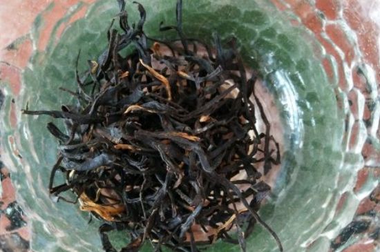 女人晚上喝紅茶好嗎，女人紅茶啥時候喝最好？