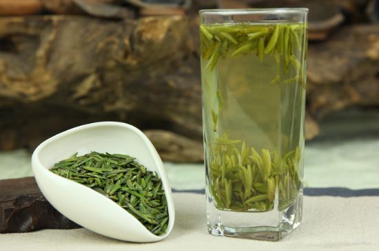 竹葉青和雀舌哪個貴，竹葉青茶貴嗎？