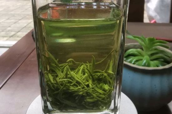 綠茶放了三年還能喝嗎，綠茶放久了喝了會怎樣