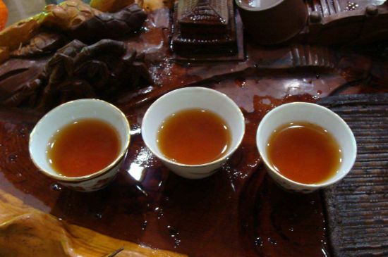 大紅袍四大品種有哪些，大紅袍的種類和著名品種特點(diǎn)介紹