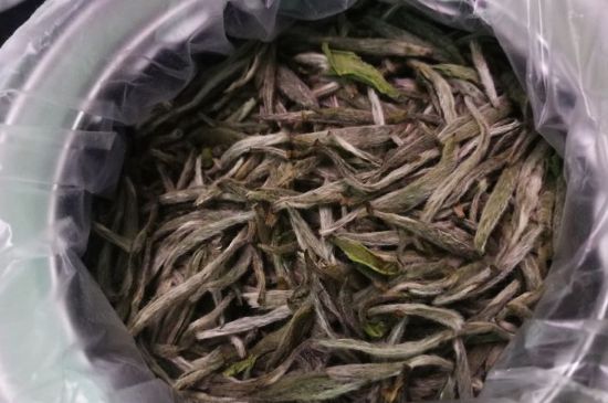 新白毫銀針和老白毫銀針的區(qū)別，新老白毫銀針的品質(zhì)特征