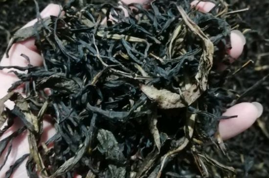 蜜蘭香好還是鴨屎香好，鳳凰單叢茶蜜蘭香和鴨屎香特點(diǎn)有哪些？