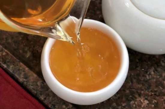 女人晚上喝紅茶好嗎，女人紅茶啥時候喝最好？