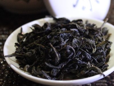 大紅袍好還是白茶好，福鼎白茶和大紅袍哪個(gè)貴？