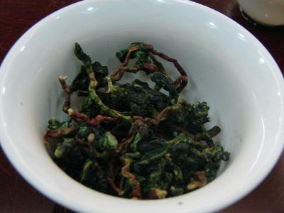 鐵觀音毛茶茶梗可以泡水喝嗎，鐵觀音帶梗是不是好茶？