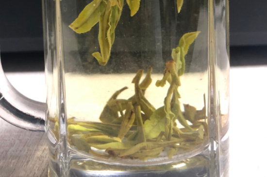 西湖龍井茶頭采和二采區(qū)別，明前龍井一采和二采什么味道？