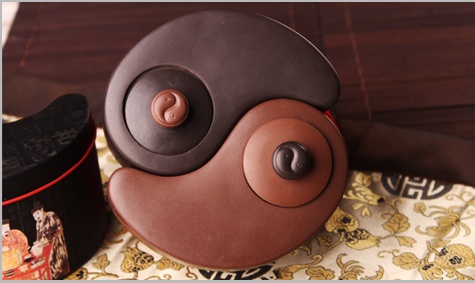 太極陰陽紫砂壺，創(chuàng)意格紫砂壺